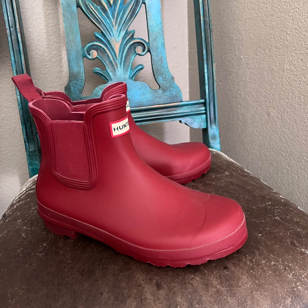 Brand new Hunter Chelsea Boots